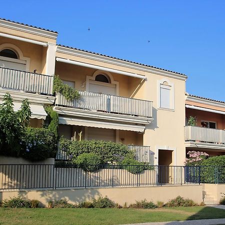 Appartement Les Pins Bleus A8 Sainte-Maxime Bagian luar foto