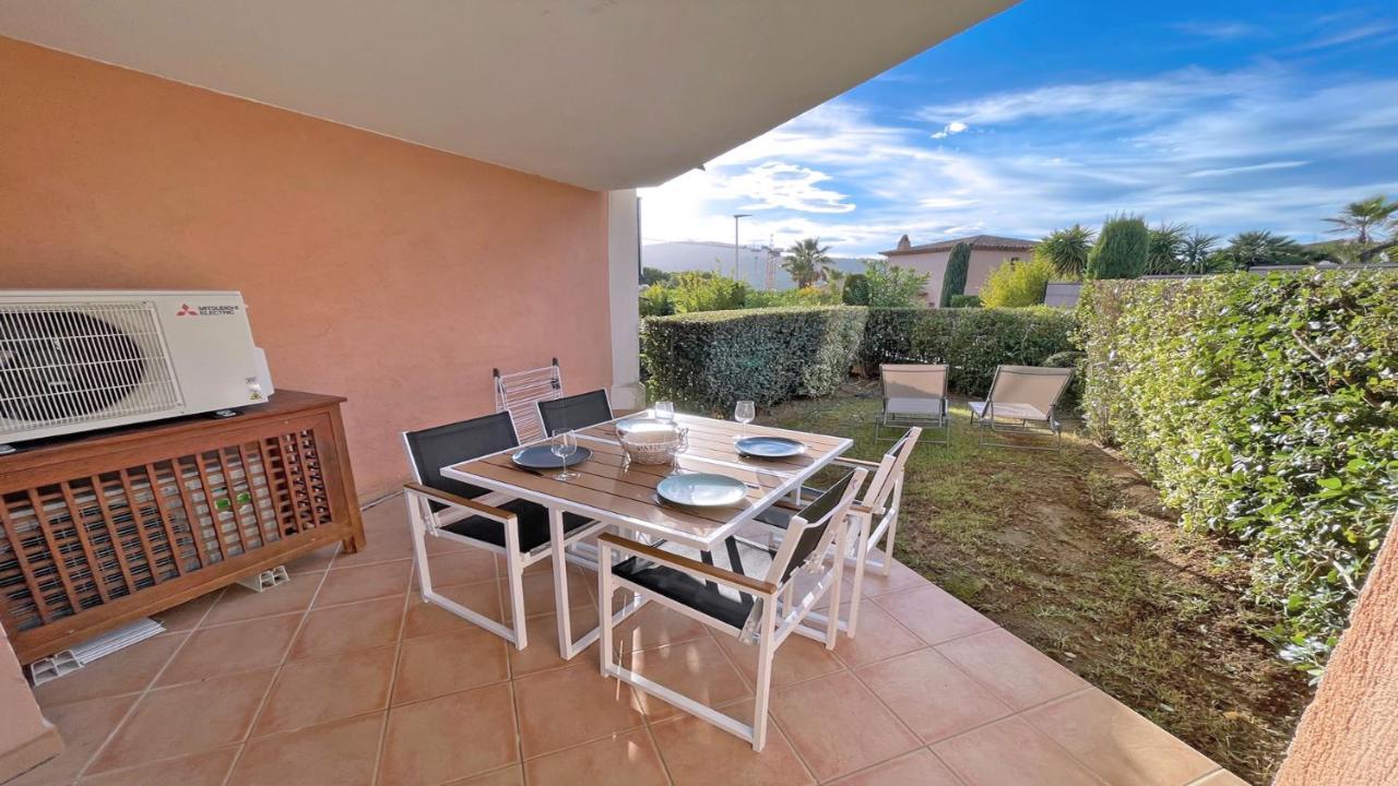 Appartement Les Pins Bleus A8 Sainte-Maxime Bagian luar foto