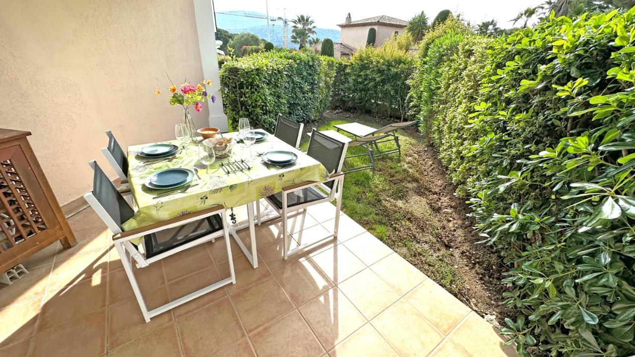 Appartement Les Pins Bleus A8 Sainte-Maxime Bagian luar foto