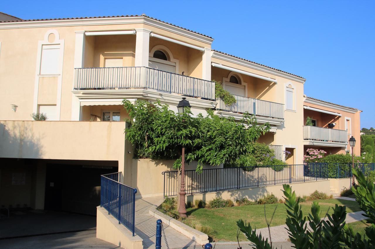 Appartement Les Pins Bleus A8 Sainte-Maxime Bagian luar foto