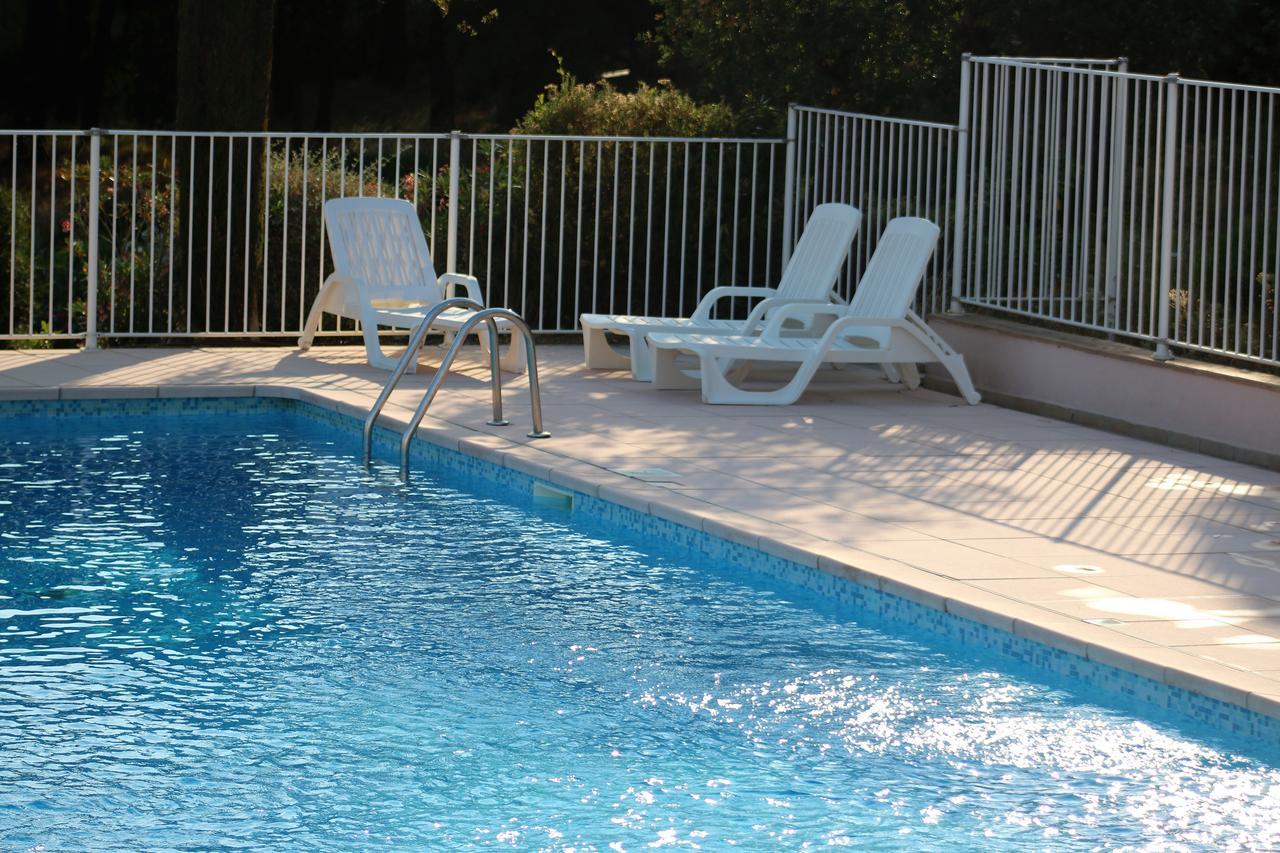 Appartement Les Pins Bleus A8 Sainte-Maxime Bagian luar foto